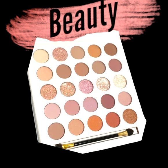 NWT!! LUCKY ME 25-Shade Cream Elf Eyeshadow Palette with Matte Pearly Finish!! - Picture 3 of 12